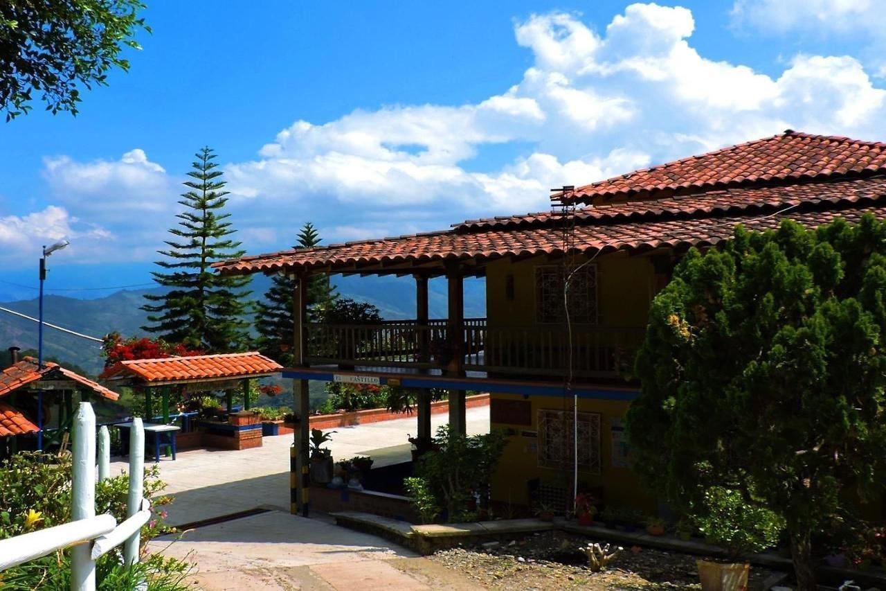Castillo De Cascadas Finca Hotel Salamina Zewnętrze zdjęcie